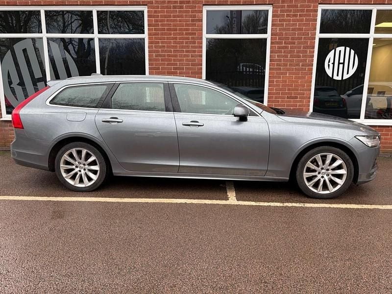 Used Volvo V90 Momentum 2019 Grey Estate