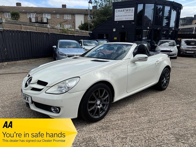 White Used 2010 Mercedes SLK200 Cabriolet | £5,250 (A bit pricey) - Image 1/3