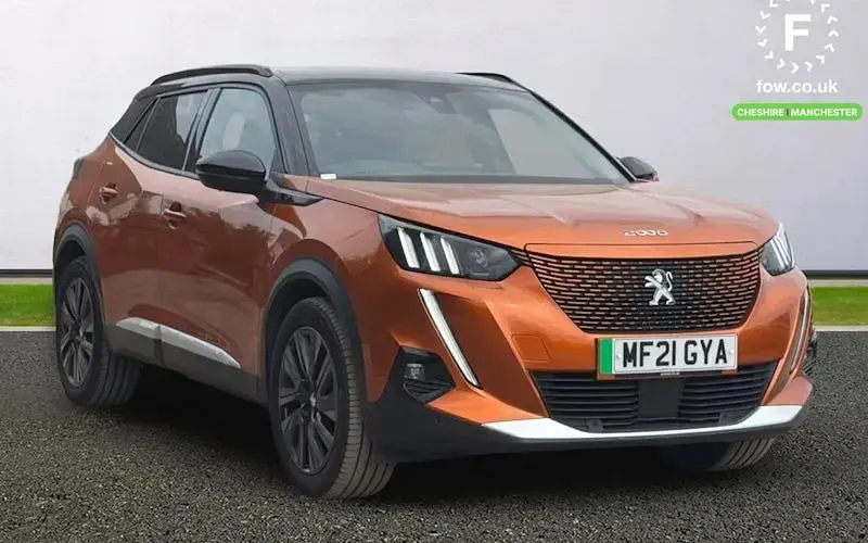 Used Peugeot e-2008 Premium 100 kW (136 HP) 2021 SUV