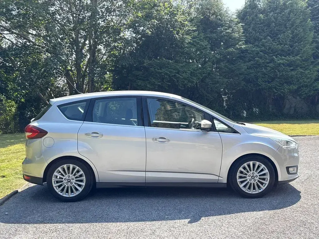 Used Ford C-MAX Titanium 120 HP (88 kW) 2016 Silver MPV