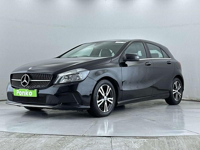 Used Mercedes A180 SE 2015 Black Hatchback