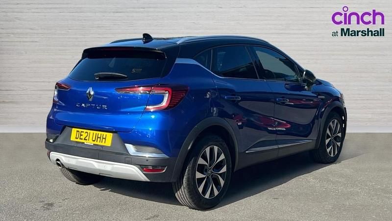 Second-hand Renault Captur Version S 140 CP (102 kW) 2021 Albastru SUV