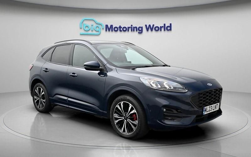 Używany Ford Kuga ST-Line X 224 KM (164 kW) 2023 SUV