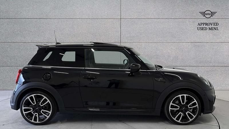 Used Mini Cooper S Hatch 176 HP (129 kW) 2024 Black Hatchback