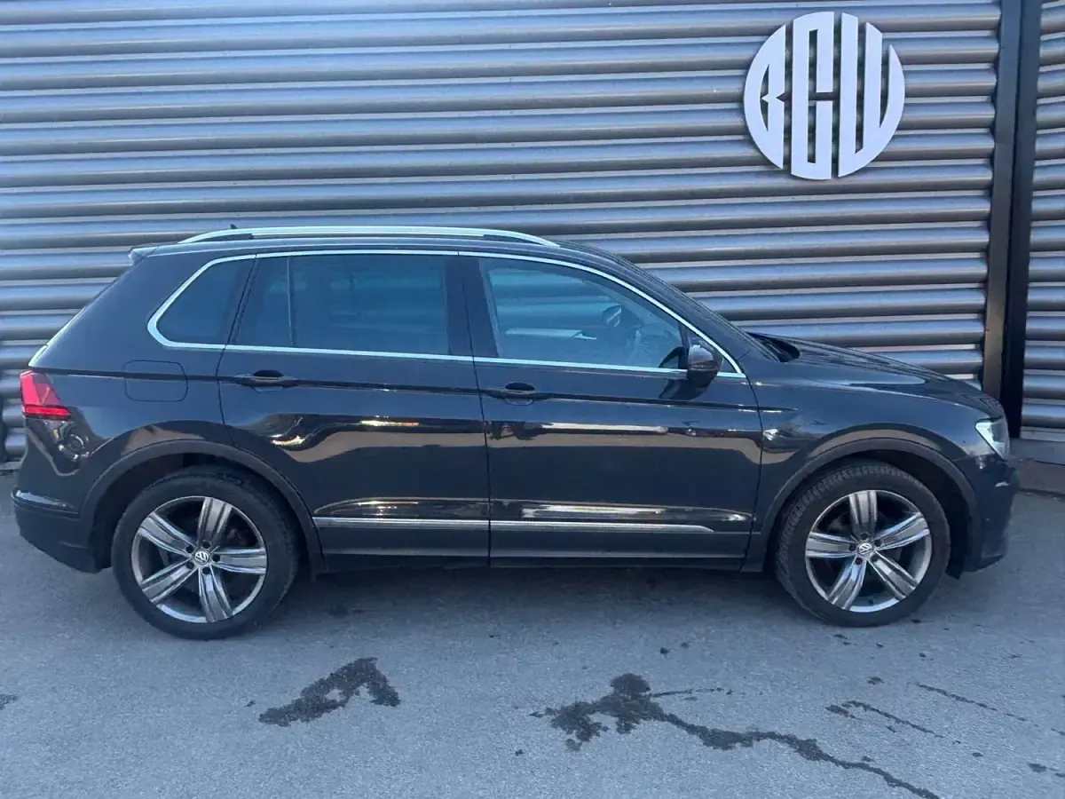 Usado VW Tiguan Match 150 HP (110 kW) 2019 Cinzento SUV