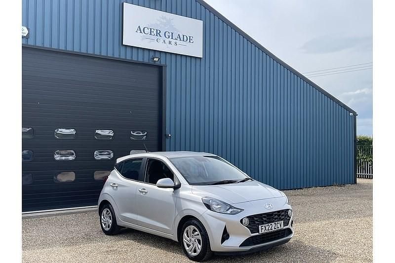 Silver Used 2022 Hyundai i10 SE Hatchback | £9,490 (Fair price) - Image 1/4