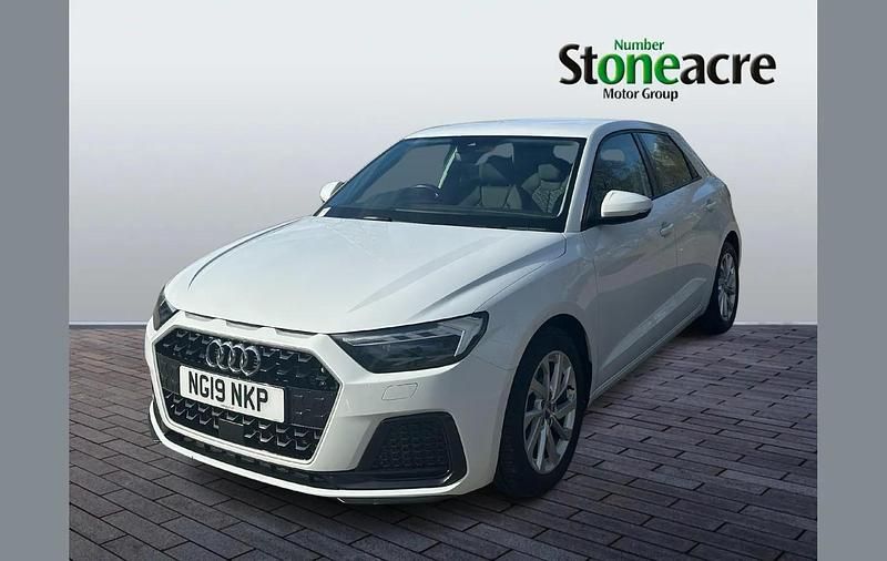 Used Audi A1 Sport 113 HP (83 kW) 2019 White SUV