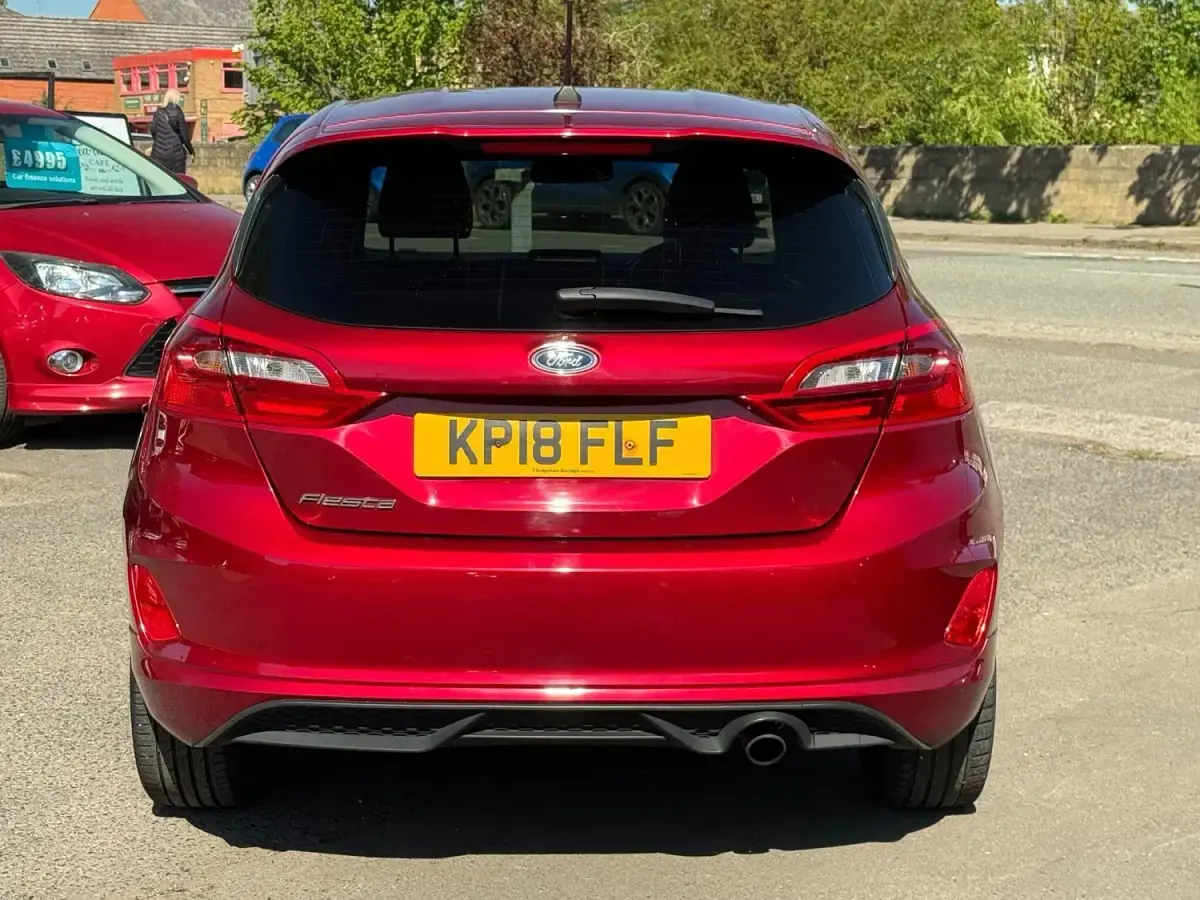 Second-hand Ford Fiesta ST-Line 125 CP (91 kW) 2017 Roșu Hatchback