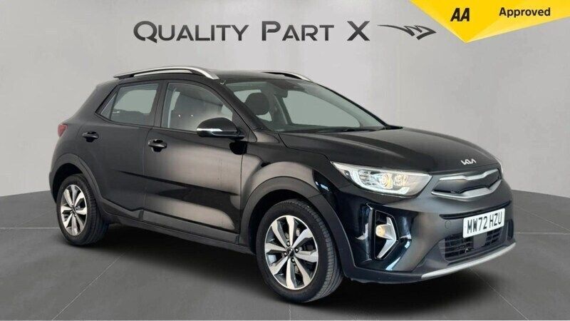 Black Used 2022 Kia Stonic 2 SUV | £12,700 (Good price) - Image 1/4