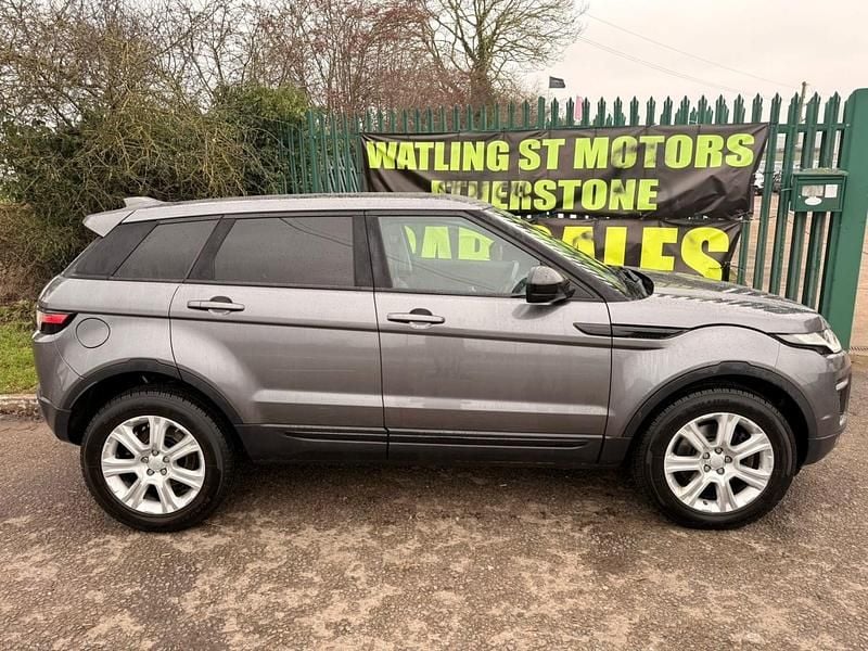 Used Land Rover Range Rover evoque SE 180 HP (132 kW) 2017 Grey Estate