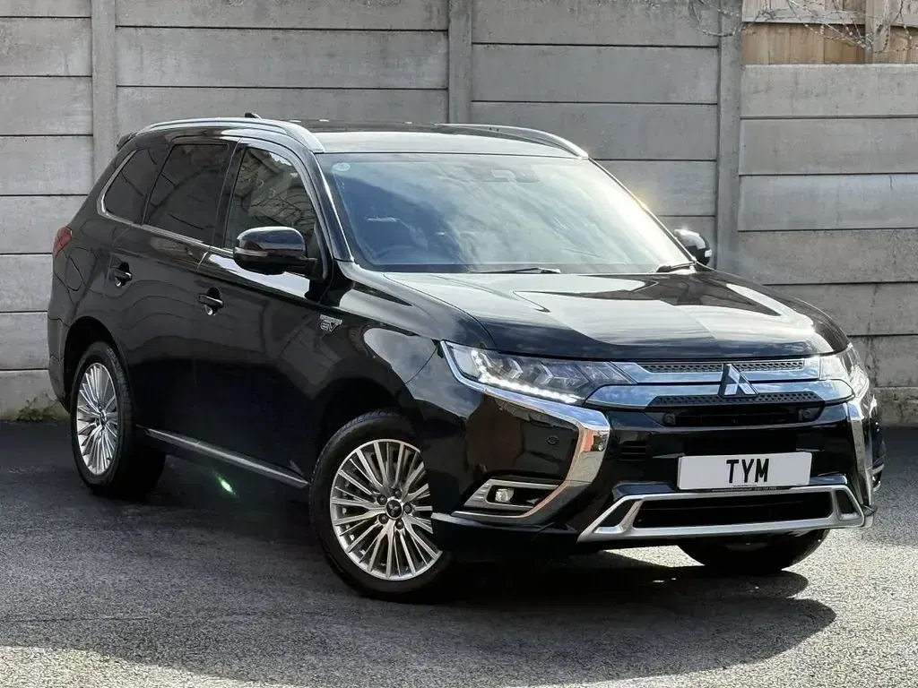 Used Mitsubishi Outlander P-HEV 2018 Black SUV