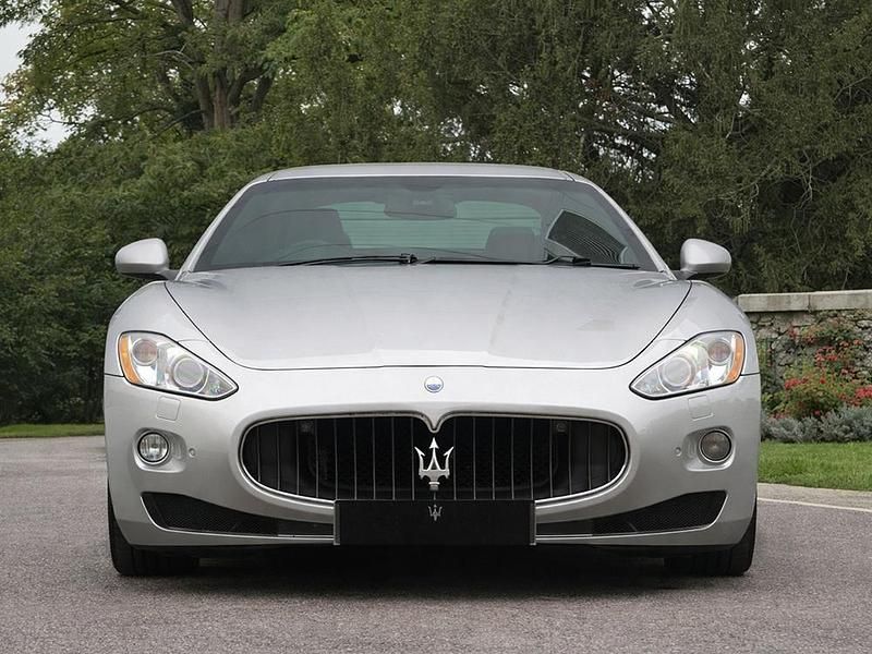 Used Maserati Granturismo 405 HP (297 kW) 2009 Grey Coupe