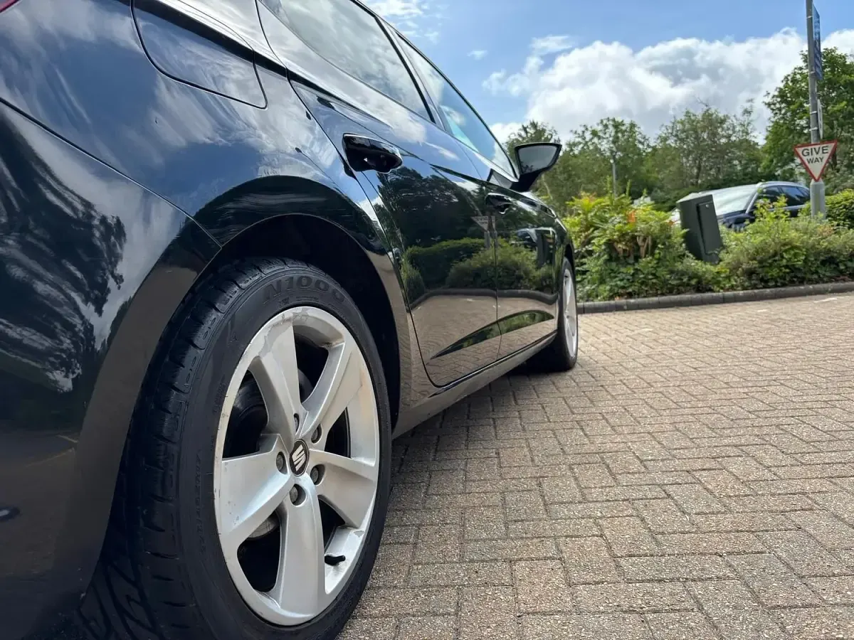 Used Seat Leon FR 150 HP (110 kW) 2015 Black Hatchback