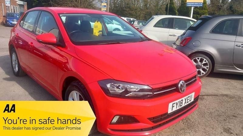 Used VW Polo SE 65 HP (47 kW) 2018 Red Hatchback