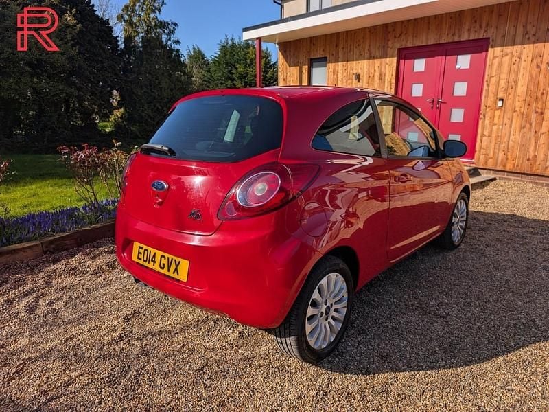 Used Ford Ka Zetec 69 HP (50 kW) 2014 Red Hatchback