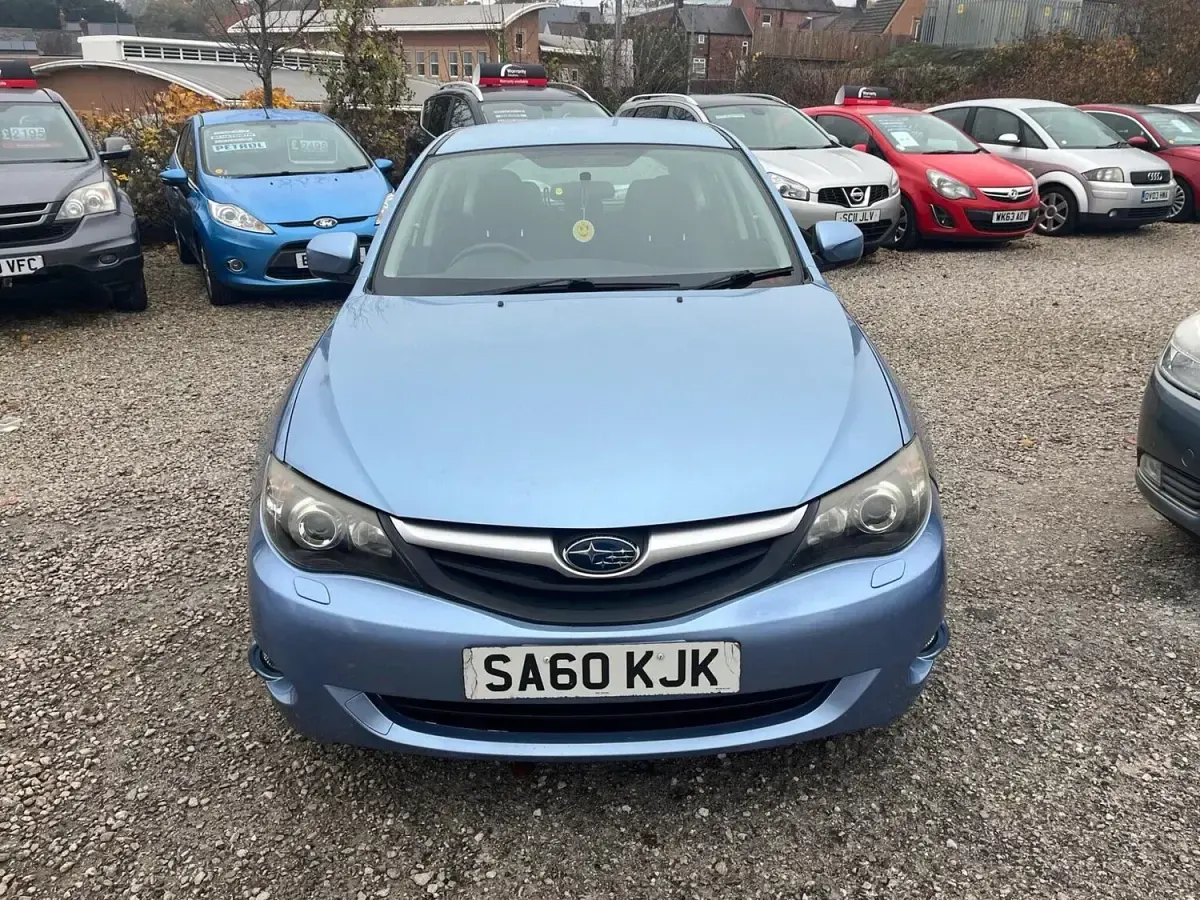 Begagnad Subaru Impreza 2010 Blå Halvkombi