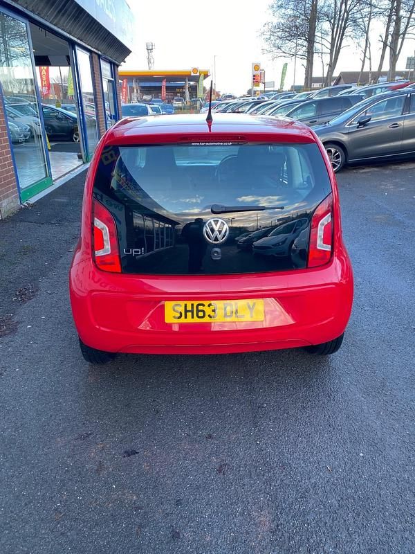 Used VW up! move up! 59 HP (43 kW) 2013 Red Hatchback