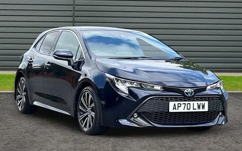 Used Toyota Corolla Design 122 HP (89 kW) 2020 Hatchback