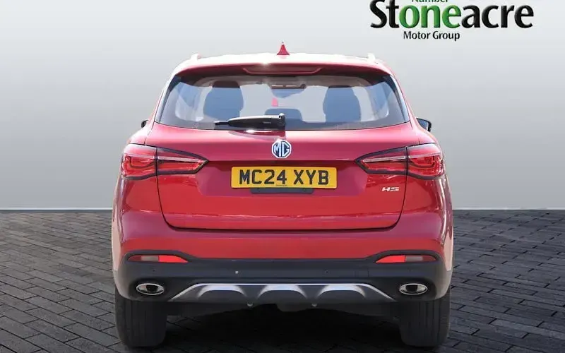 Used MG HS Excite 162 HP (119 kW) 2023 Red SUV