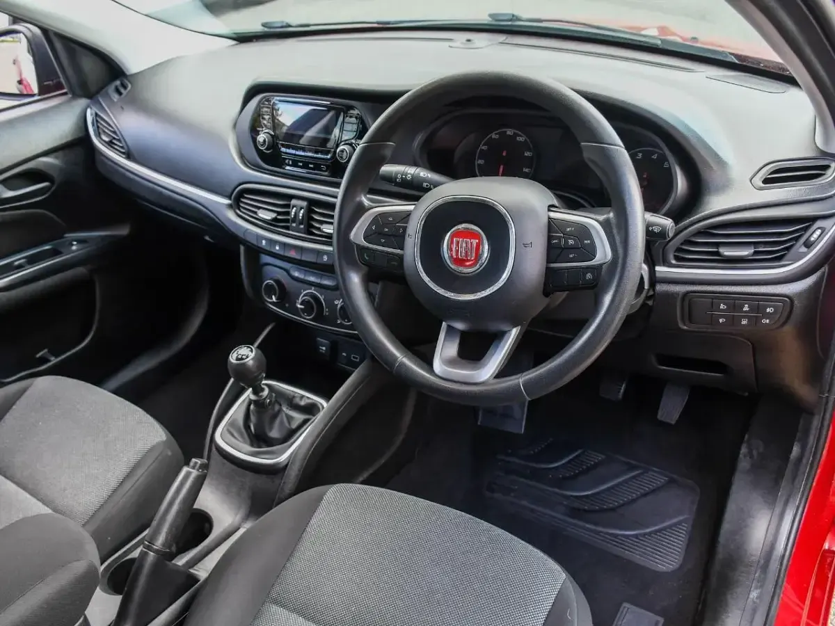 Usado Fiat Tipo Street 94 HP (69 kW) 2020 Vermelho Citadino