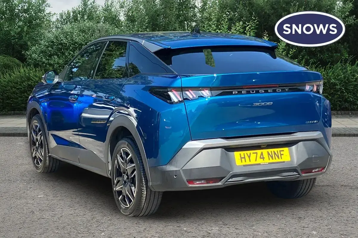 Used Peugeot 3008 Allure 136 HP (100 kW) 2024 Obsession blue SUV