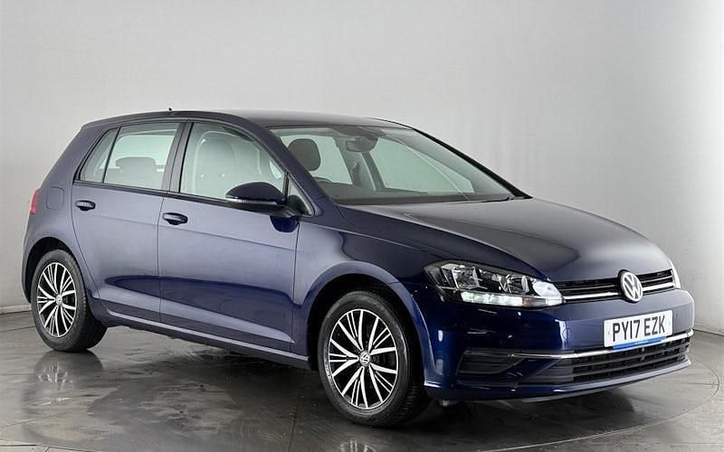 Blue Used 2017 VW Golf VII SE Hatchback | £13,000 (Fair price) - Image 1/3