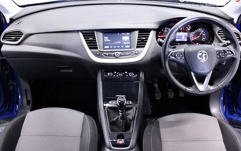 Used Vauxhall Grandland X 131 HP (96 kW) 2019 SUV