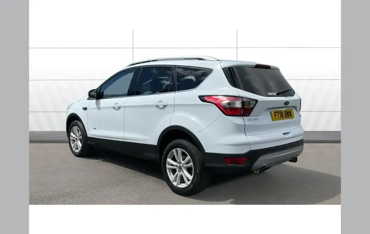 Used Ford Kuga Zetec 182 HP (133 kW) 2018 White SUV