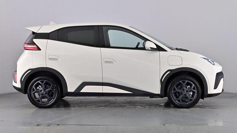 New BYD Dolphin Surf Comfort 11 kW (15 HP) 2026 Apricity white Hatchback