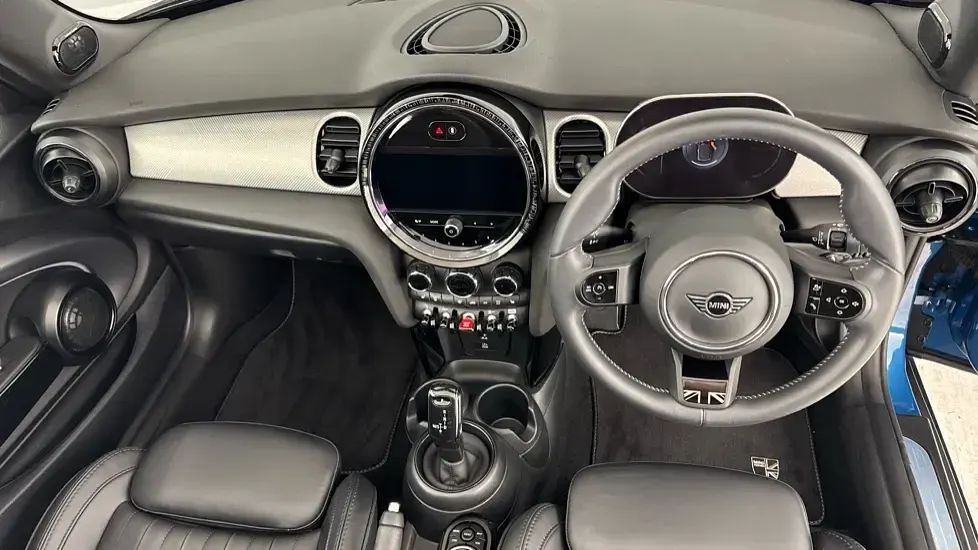 Used Mini Cooper Cabriolet Exclusive 134 HP (98 kW) 2023 Blue Cabriolet