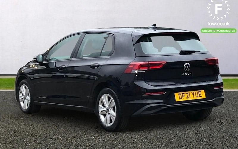 Used VW Golf VIII Life 131 HP (96 kW) 2024 Hatchback