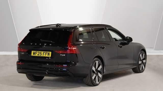 Used Volvo V60 Ultra 455 HP (334 kW) 2025 Estate