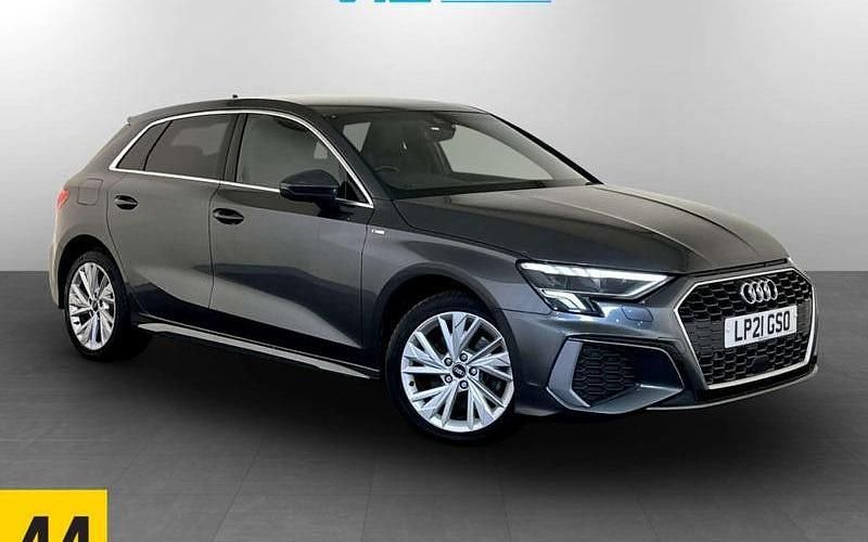 Used Audi A3 Sportback e-tron S-Line 204 HP (150 kW) 2025 Hatchback
