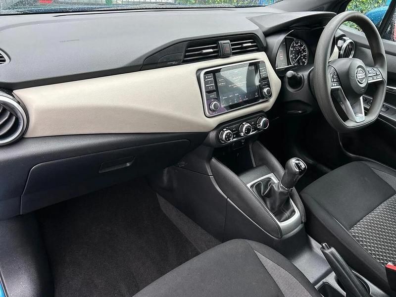 Used Nissan Micra Acenta 92 HP (67 kW) 2022 Blue Hatchback