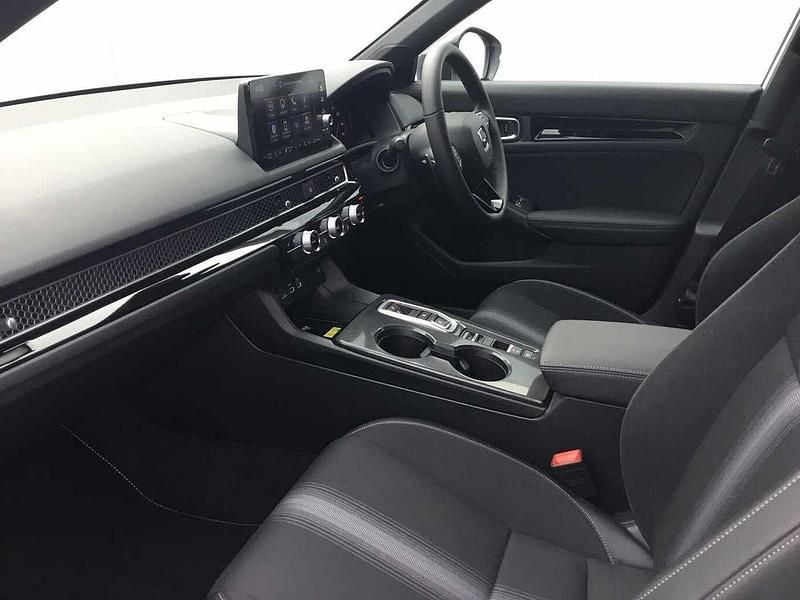 Used Honda Civic Hybrid 182 HP (133 kW) 2025 White Hatchback