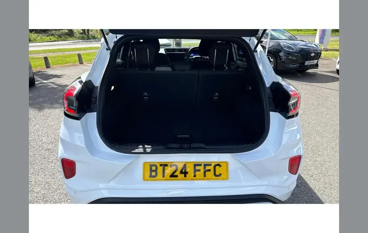 Used Ford Puma ST-Line 123 HP (90 kW) 2024 White SUV