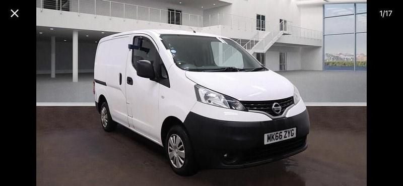 Used Nissan NV200 Acenta 90 HP (66 kW) 2016 White MPV