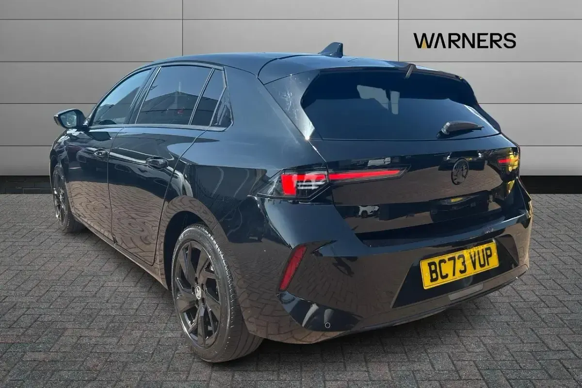 Used Vauxhall Astra S 128 HP (94 kW) 2024 Black Hatchback