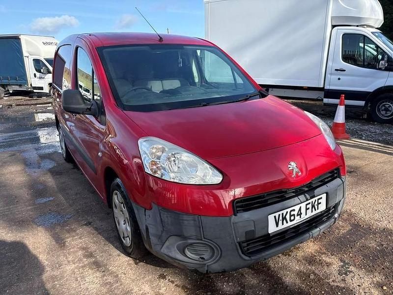 Used Peugeot Partner 2014 Red