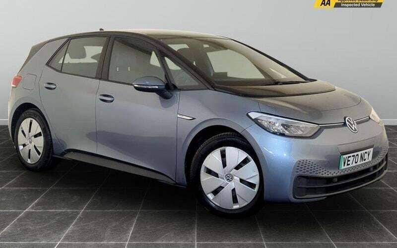 Used 2022 VW ID.3 Pro Performance Hatchback | £12,295 (Super price) - Image 1/2