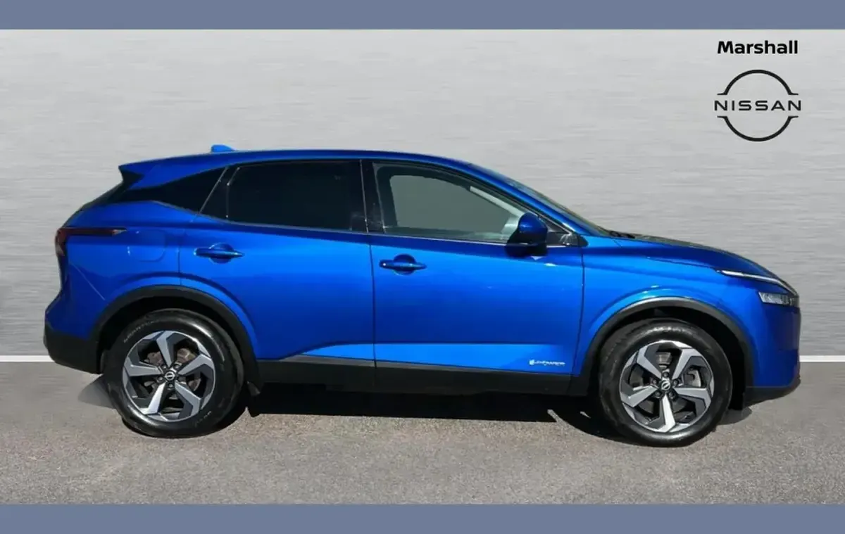 Used Nissan Qashqai N-Connecta 190 HP (139 kW) 2023 Blue SUV
