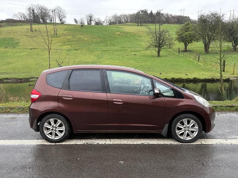 Used Honda Jazz ES 99 HP (72 kW) 2011 Bronze Hatchback