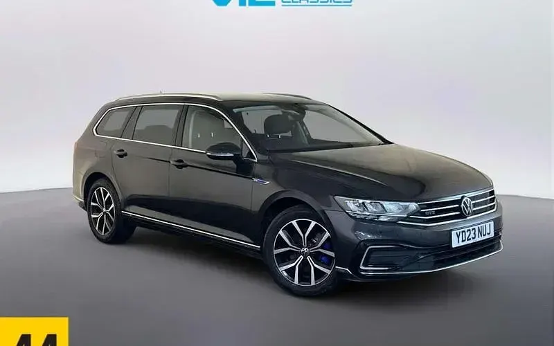 Used VW Passat GTE 218 HP (160 kW) 2023 Estate