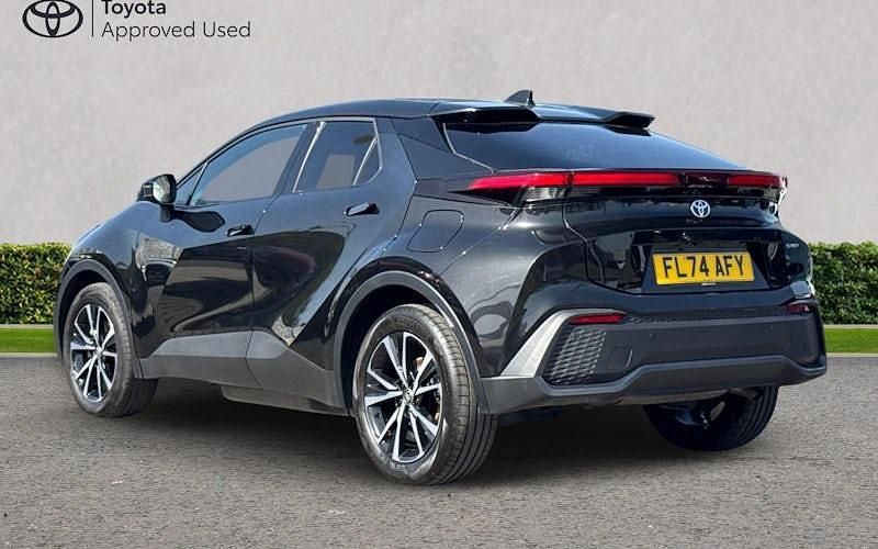 Second-hand Toyota C-HR Design 223 CP (164 kW) 2026 SUV