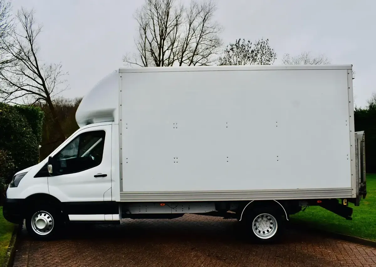 Used Ford Transit S 130 HP (95 kW) 2022 White Cabriolet