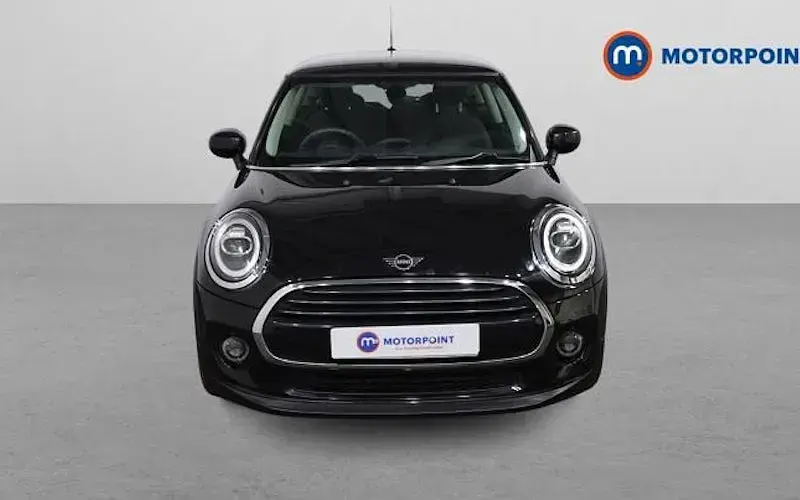 Usado Mini Cooper Classic 136 CV (100 kW) 2020 Negro Utilitario