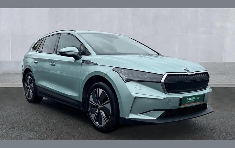 Used Skoda Enyaq iV Loft 131 kW (179 HP) 2022 Arctic silver metallic SUV