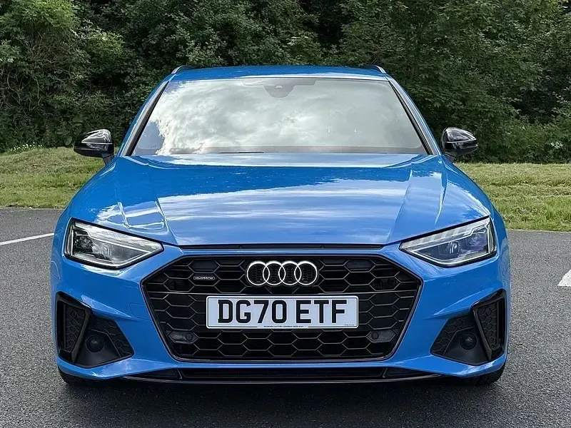 Used Audi A4 Black Edition 190 HP (139 kW) 2020 Blue Estate