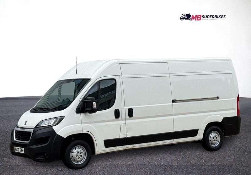 Begagnad Peugeot Boxer 2020 Vit Van