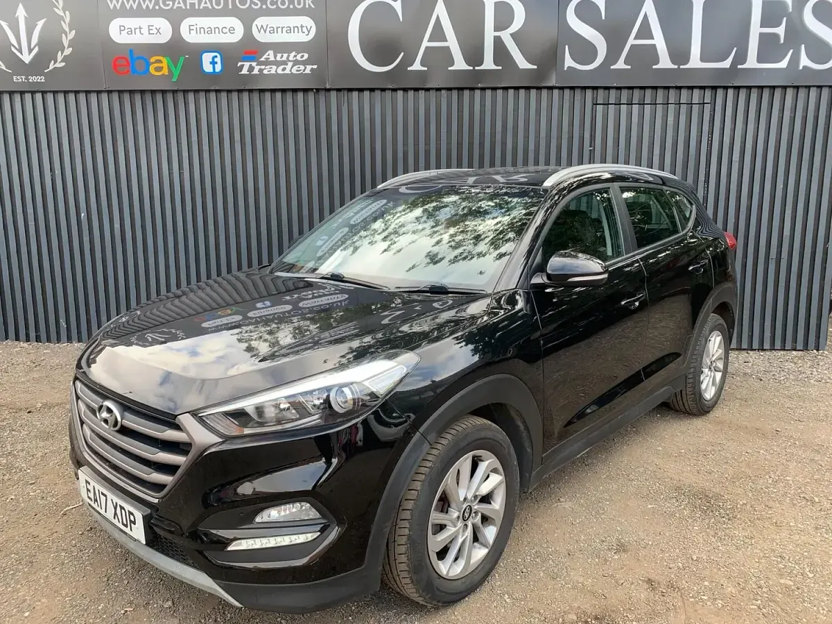 Used Hyundai Tucson SE 141 HP (103 kW) 2017 Black SUV